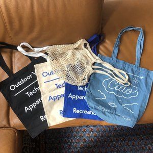 Pack of 4 Totes and Netted Bags